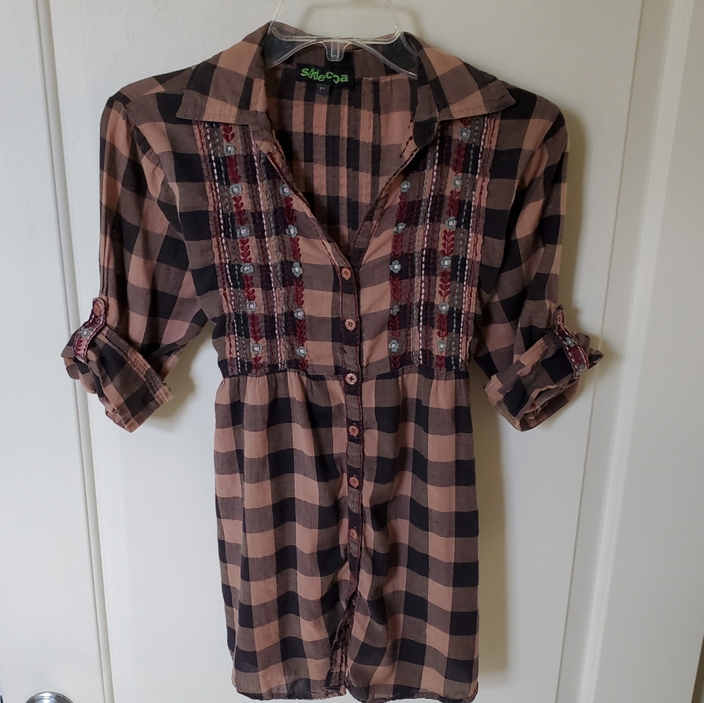 Western plaid blouse floral embroidery size L